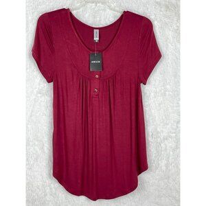 NWT Amclos Medium Short Sleeve Maroon Top Flowy Buttons Stretchy
